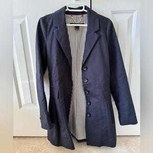 Navy Marc by Marc Jacobs lightweight coat #officechic